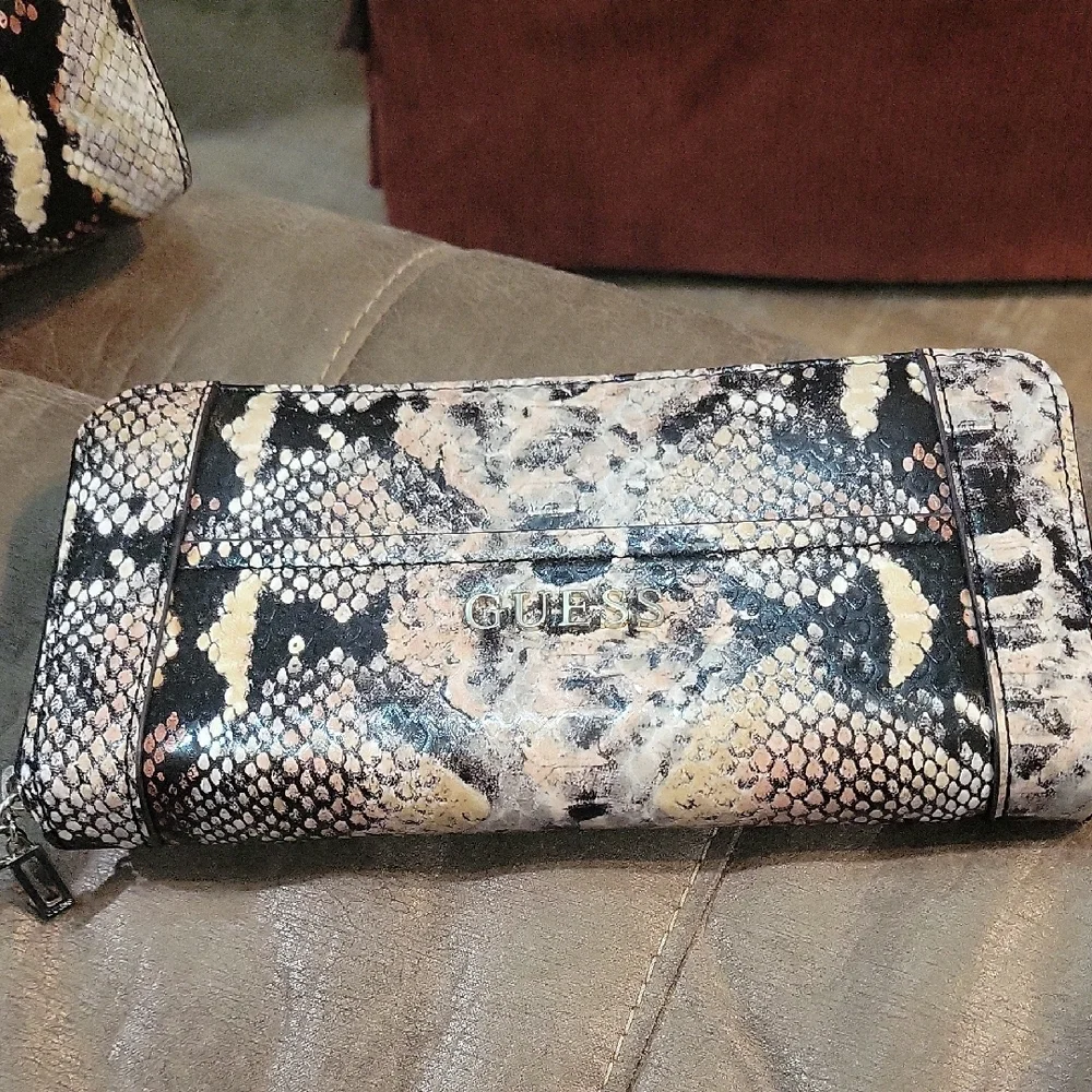 GUESS Multicolor Snake Print Satchel and Wallet - Picture 2 of 12